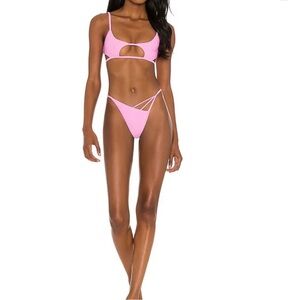 Bikini set in medium by lovewave
